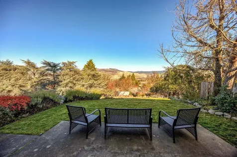 2020 Mohawk Street Ashland OR 97520