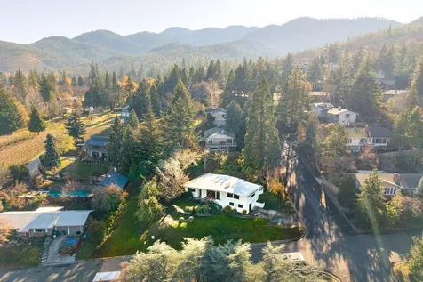 2020 Mohawk Street Ashland OR 97520