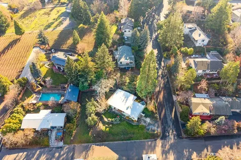 2020 Mohawk Street Ashland OR 97520