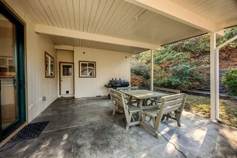 2020 Mohawk Street Ashland OR 97520