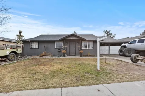 3430 SW Reindeer Avenue Redmond OR 97756