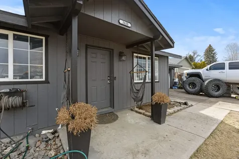 3430 SW Reindeer Avenue Redmond OR 97756