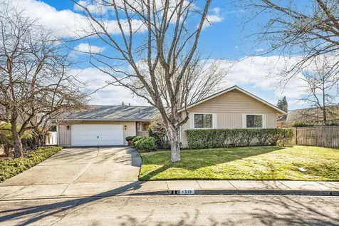 519 Hogan Avenue Medford OR 97504