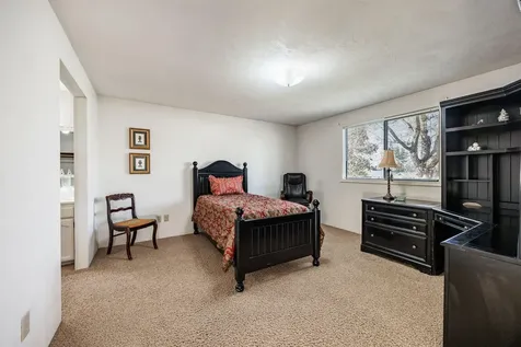 519 Hogan Avenue Medford OR 97504