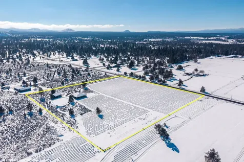 60940 Billadeau Road Bend OR 97702