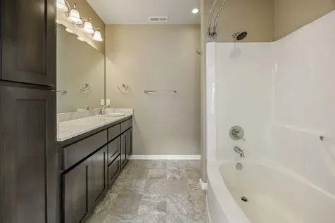 716 Golden Peak Drive Central Point OR 97502