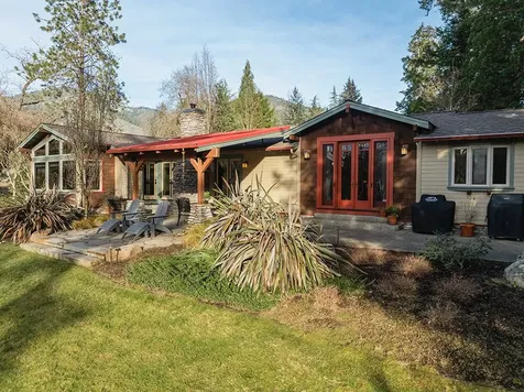 583 Avenue De Teresa Grants Pass OR 97526