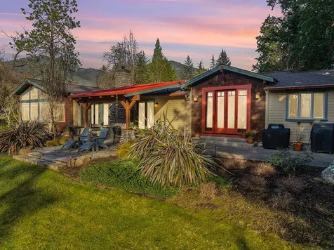 583 Avenue De Teresa Grants Pass OR 97526