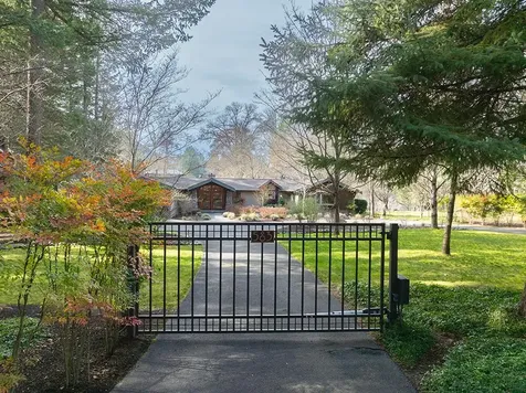 583 Avenue De Teresa Grants Pass OR 97526