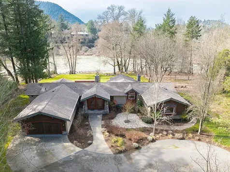 583 Avenue De Teresa Grants Pass OR 97526