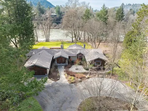 583 Avenue De Teresa Grants Pass OR 97526