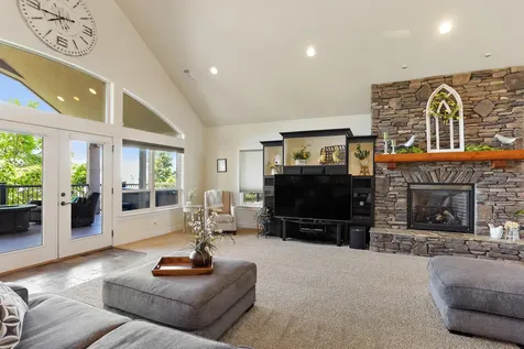 3866 Manzanita Heights Drive Medford OR 97504