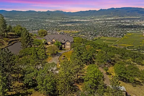 3866 Manzanita Heights Drive Medford OR 97504