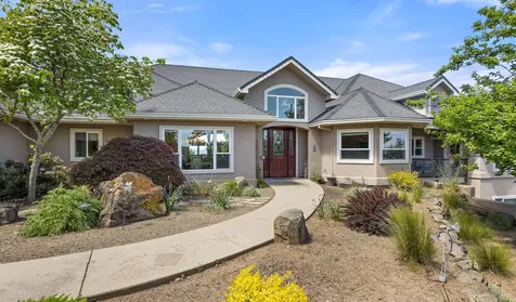 3866 Manzanita Heights Drive Medford OR 97504