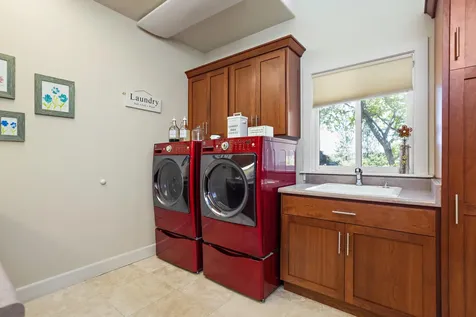 3866 Manzanita Heights Drive Medford OR 97504