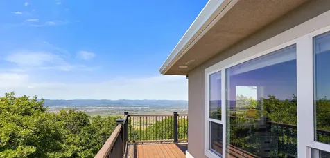 3866 Manzanita Heights Drive Medford OR 97504