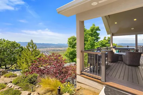 3866 Manzanita Heights Drive Medford OR 97504