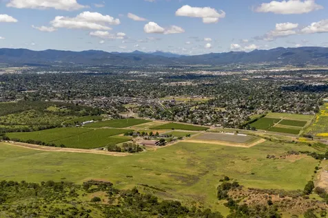3866 Manzanita Heights Drive Medford OR 97504