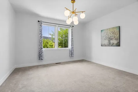 3633 SW 47th Street Redmond OR 97756