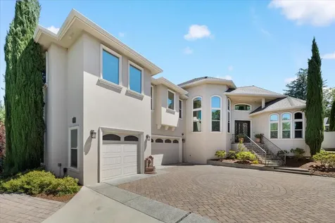 351 Stanford Avenue Medford OR 97504
