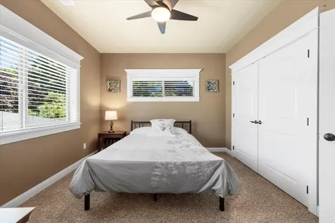 351 Stanford Avenue Medford OR 97504