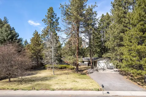 19760 Poplar Street Bend OR 97702