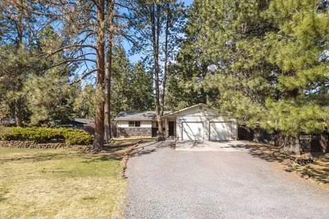 19760 Poplar Street Bend OR 97702