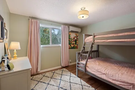 19760 Poplar Street Bend OR 97702