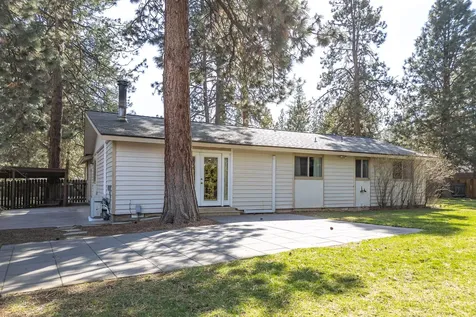 19760 Poplar Street Bend OR 97702