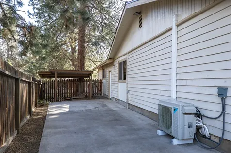 19760 Poplar Street Bend OR 97702