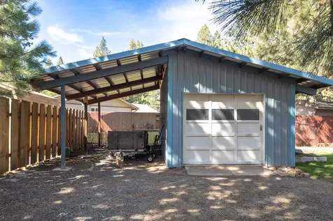 19760 Poplar Street Bend OR 97702