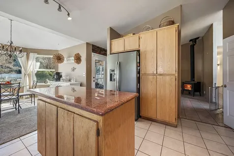 1595 Rogue River Highway Gold Hill OR 97525