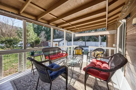1595 Rogue River Highway Gold Hill OR 97525