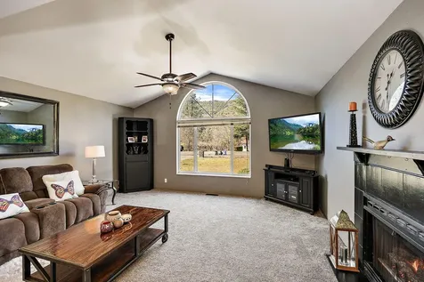 1595 Rogue River Highway Gold Hill OR 97525