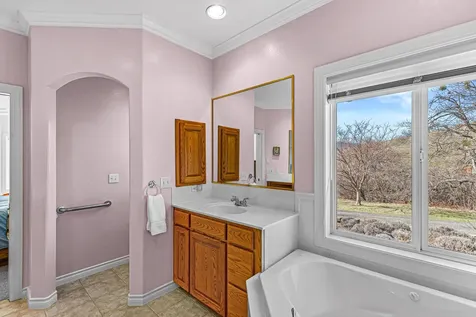 1720 N Mountain Avenue Ashland OR 97520