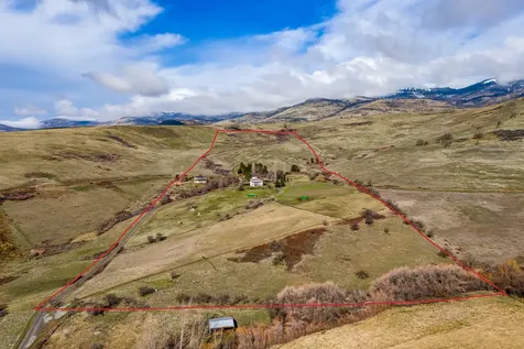 1720 N Mountain Avenue Ashland OR 97520