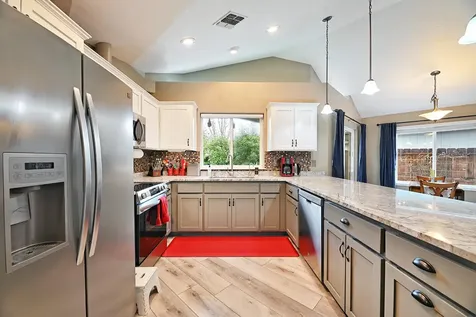 196 SE Yorktown Drive Grants Pass OR 97527