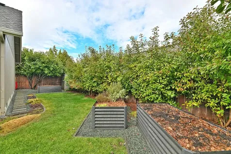 196 SE Yorktown Drive Grants Pass OR 97527