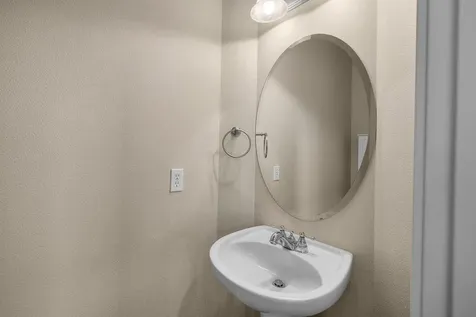 21124 Copperfield Avenue Bend OR 97702