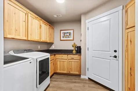 1528 Raydean Drive Grants Pass OR 97527