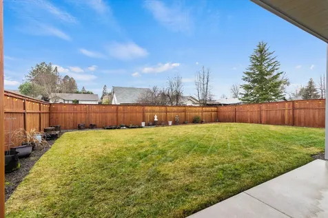 1528 Raydean Drive Grants Pass OR 97527
