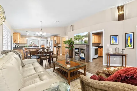 1528 Raydean Drive Grants Pass OR 97527