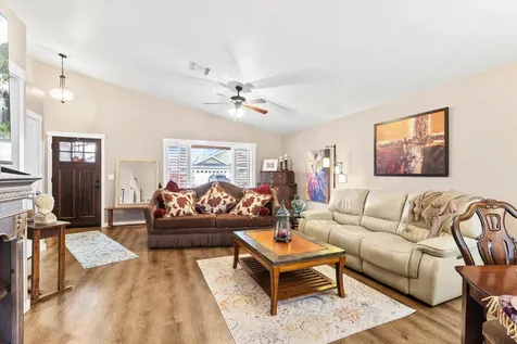 1528 Raydean Drive Grants Pass OR 97527