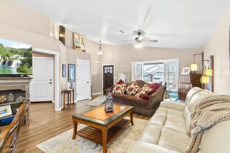 1528 Raydean Drive Grants Pass OR 97527