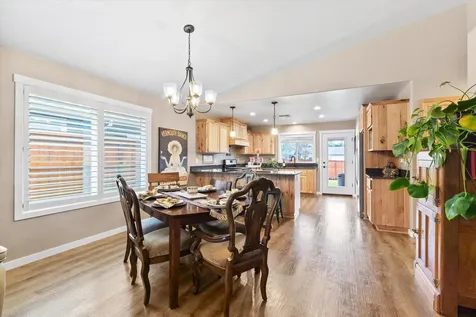 1528 Raydean Drive Grants Pass OR 97527