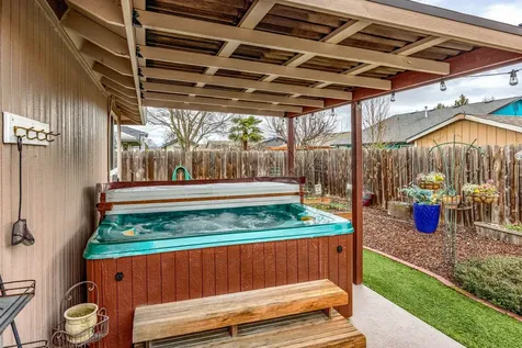 1182 Marilee Street Central Point OR 97502