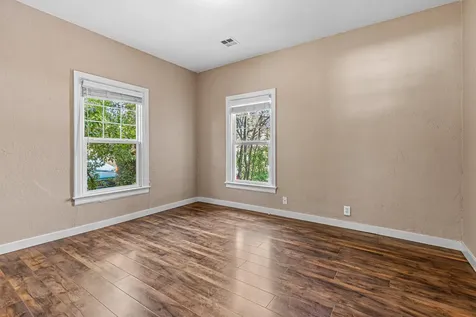 1616 Crown Avenue Medford OR 97504