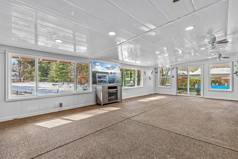 1616 Crown Avenue Medford OR 97504