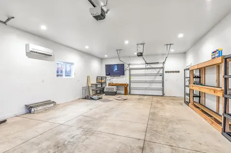 1616 Crown Avenue Medford OR 97504