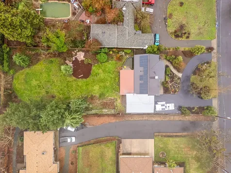 1616 Crown Avenue Medford OR 97504